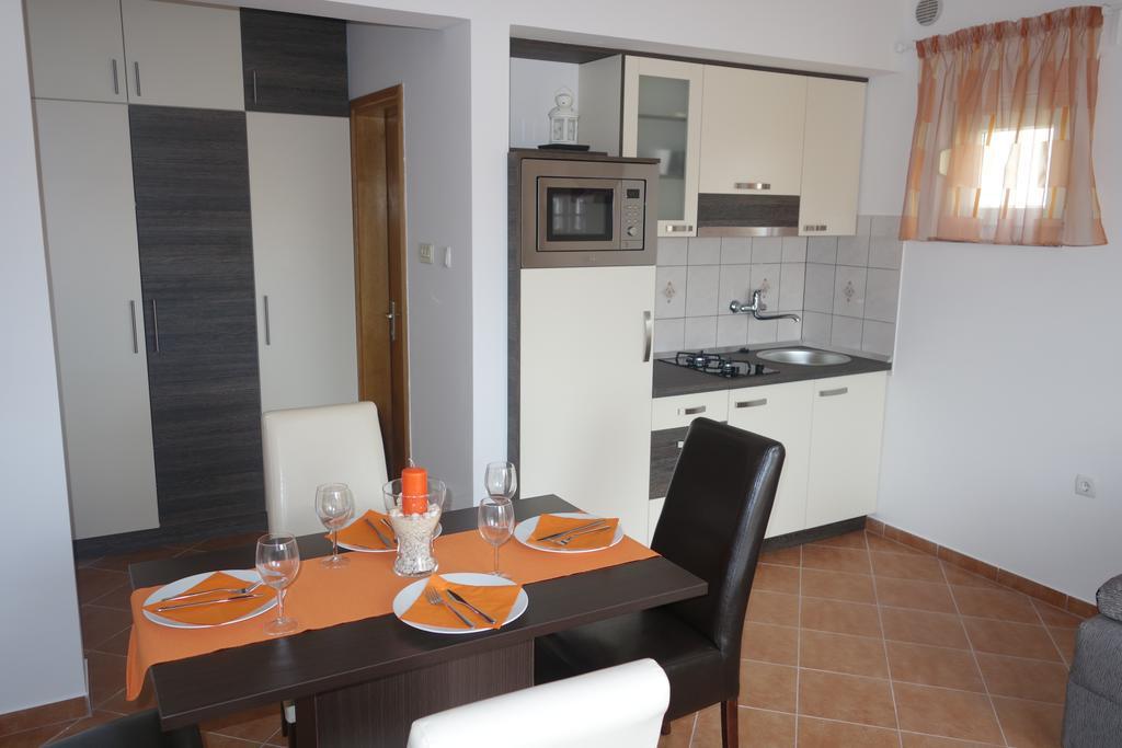 Apartments Soldinn Privlaka  Room photo