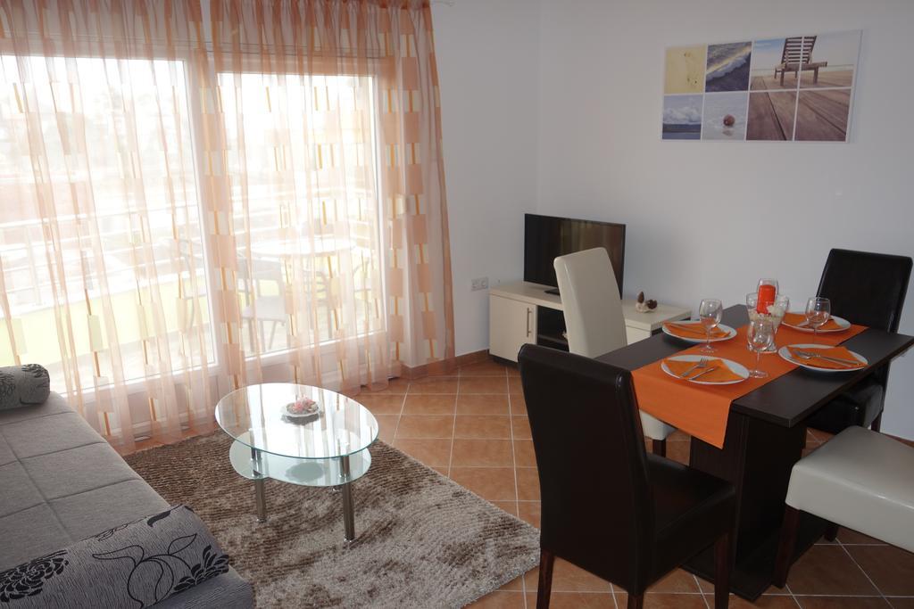 Apartments Soldinn Privlaka  Room photo